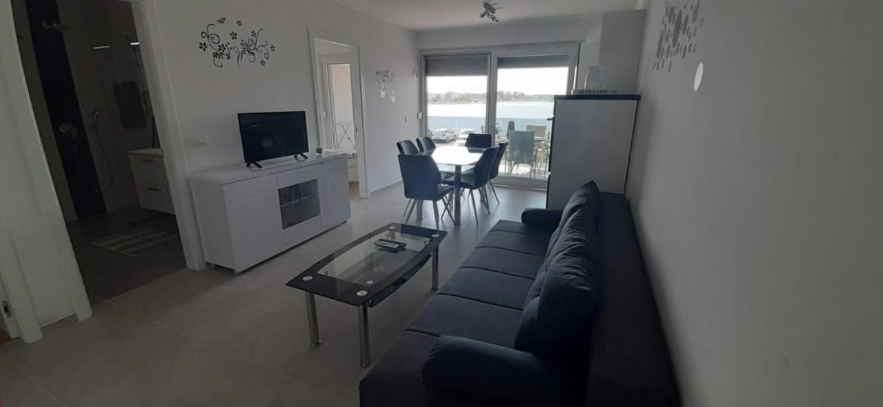Zdrijac Apartment Nin